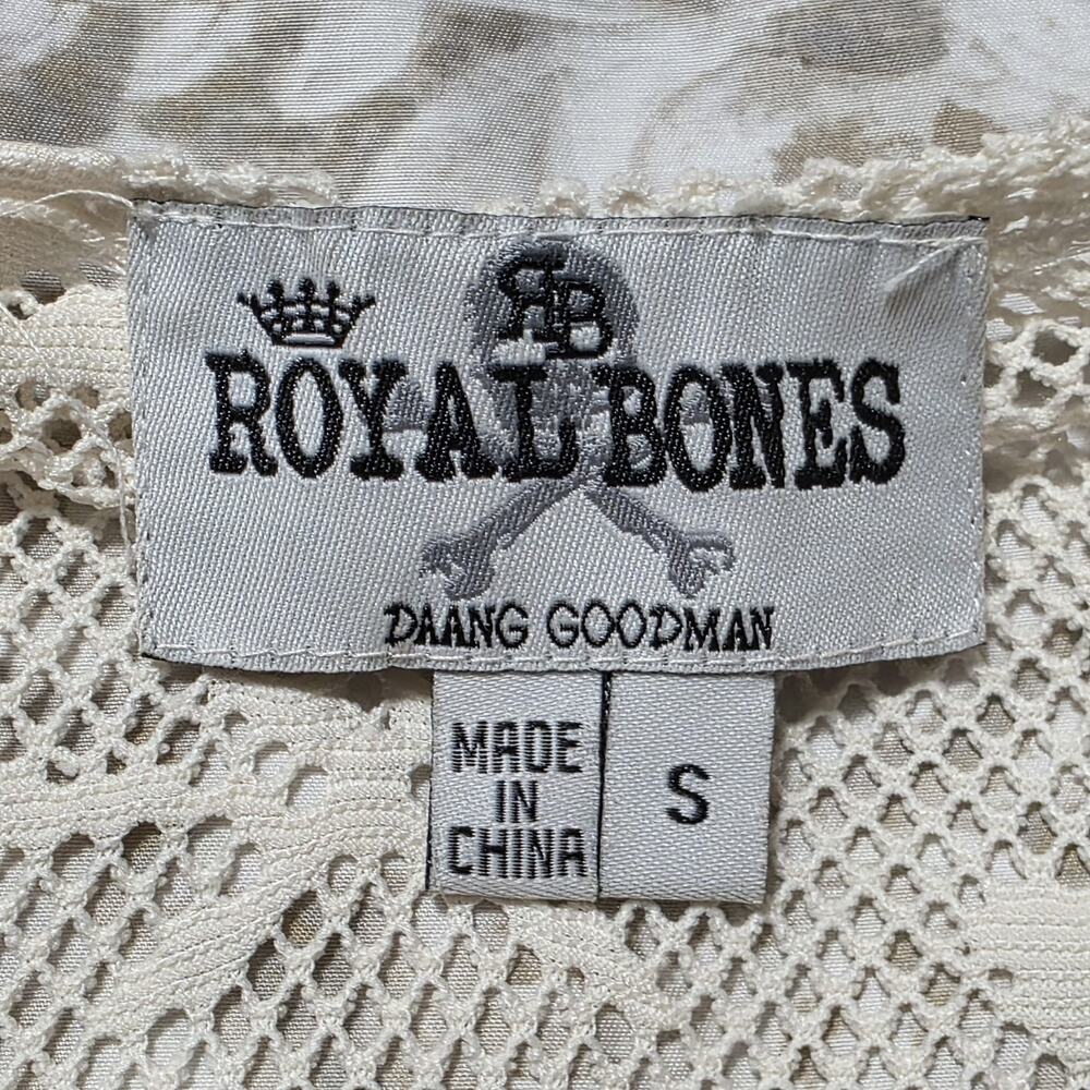 White Skull Mesh Long-Sleeve Top - Picture 6 of 8